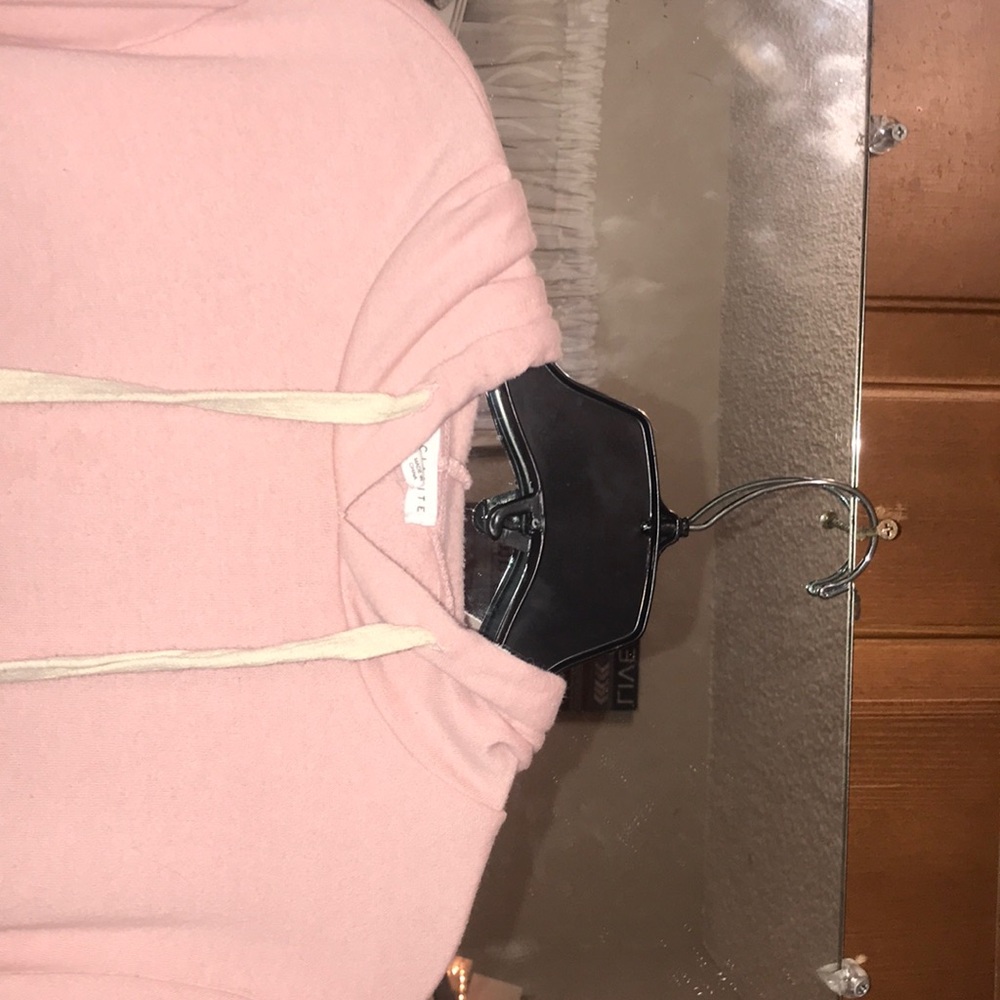 Cropped hoodie